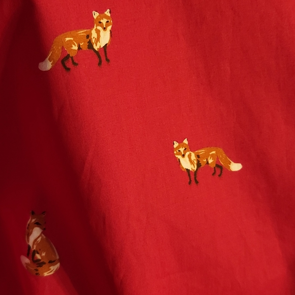 Charter Club Women red  button down top size large NWT - Picture 3 of 4